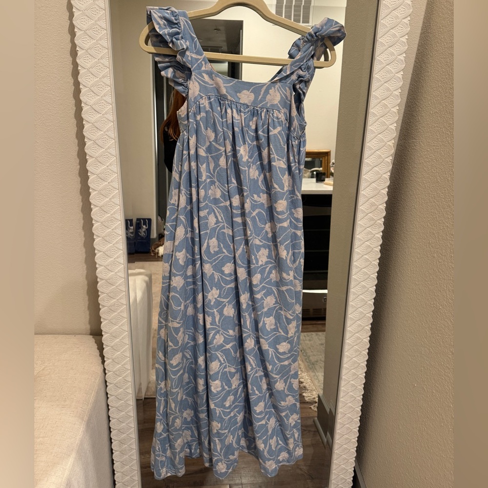 A New Day blue and white floral dress